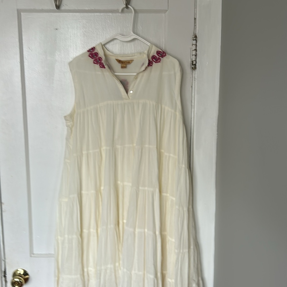 April Cornell Cream and Pink Maxi Dress - Picture 4 of 4